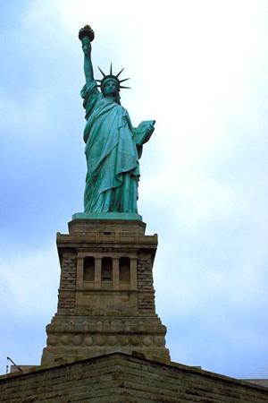 熊本市中心部の快適な滞在を実現する東横INN熊本城通町筋の魅力｜宿泊予約と施設詳細ガイド